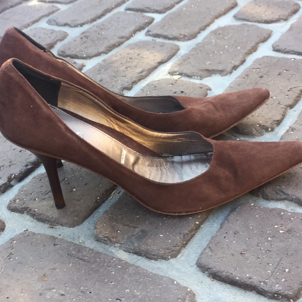 Amalfi pointed suede pumps